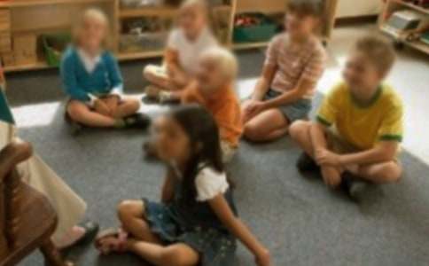 (经典)幼儿园交通安全活动方案