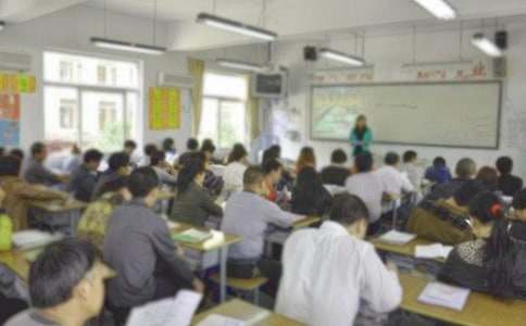 学生家长会家长发言稿