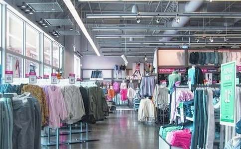 服装店长述职报告10篇