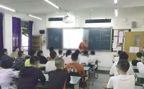 家长会教师自我介绍15篇