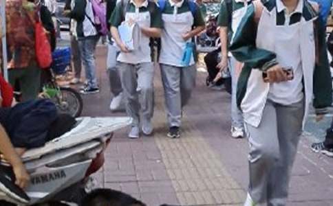 初中学生自我评价集锦15篇