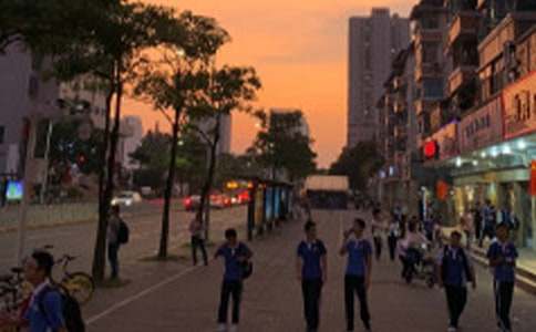 中学生的自我评价